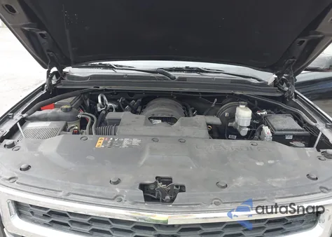 2019 Chevrolet Suburban Lt z USA, uszkodzony, nr VIN 1GNSKHKC0KR203405